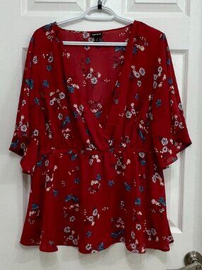 Torrid Floral Kimono Sleeve Peplum Blouse Size 1 1X Red Georgette Empire Waist